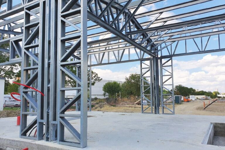 Light Steel werehouse